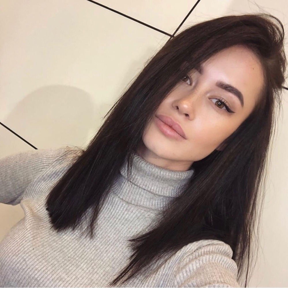 Meet your Posher, Anastasia
